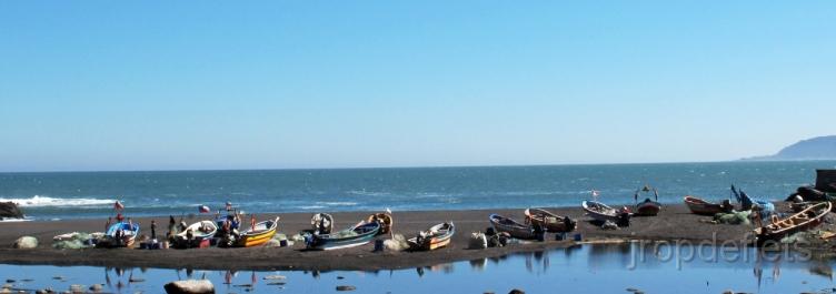 IMG_1108_boten aan de kust.jpg - Curanipe